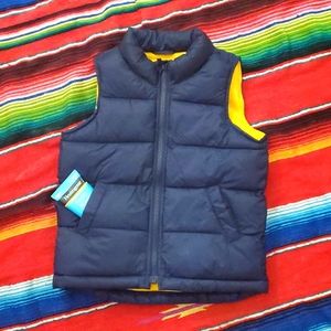 Boy puffer vest size 5T